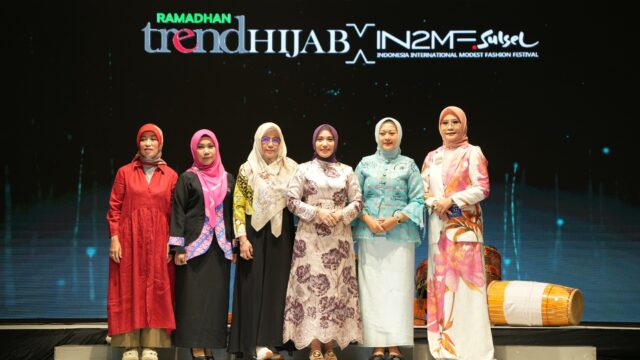 Dekranasda Sulsel Dalam Pembukaan Trend Hijab Expo 2024