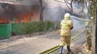 Kebakaran SDN Pondok Bambu 01 Jakarta Semua Ruang Kelas Hangus