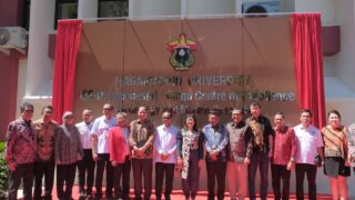 Prof Stella Resmikan ASEAN-China Centre of Excellence for Metallurgy and Marine Resources di Unhas